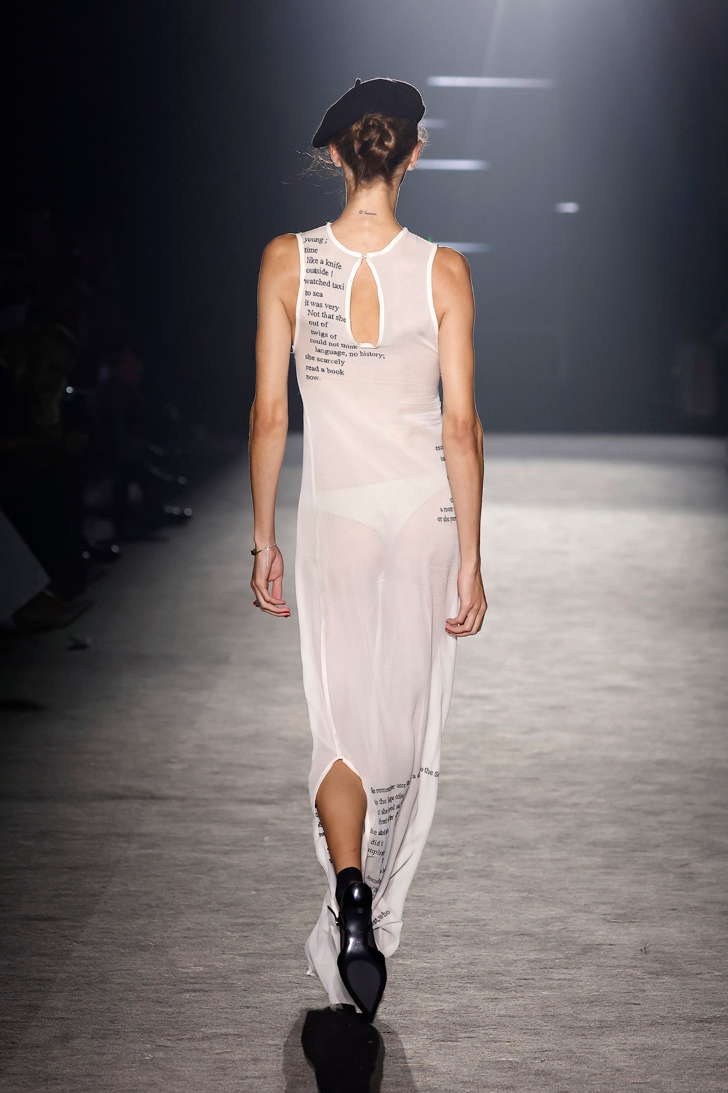 Vestido Underneath